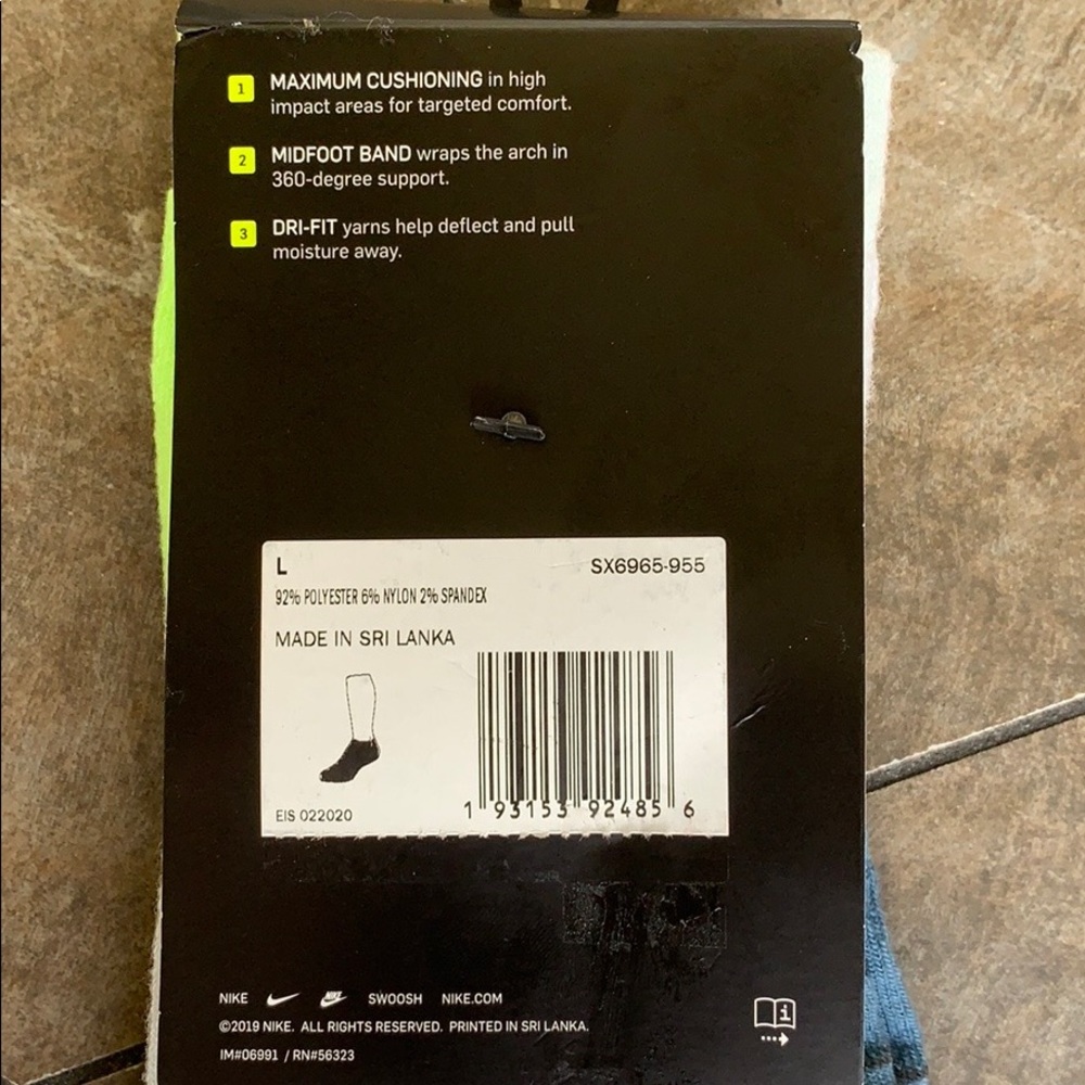 NIKE EVERYDAY MAX CUSHIONED LOW 3 pairs socks set - Picture 6 of 16